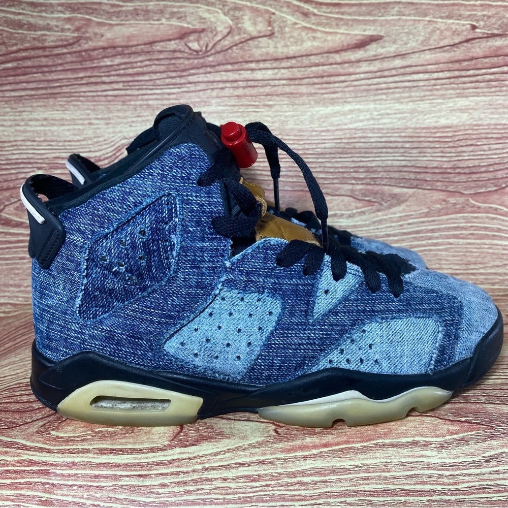 Jordan 6 Retro Washed Denim Basketball Sneakers 4.5 Youth